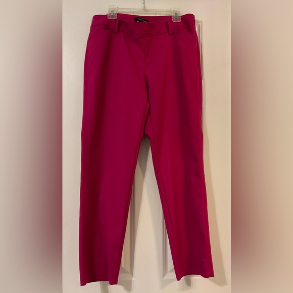 White House Black Market Pants - White House Black Market women pants Pink Perfect Form Slim Ankle size - 4R.